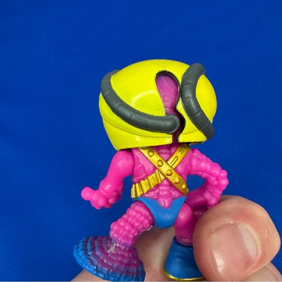 Treasure X Alien Face Force Mini Alien Figure Slyle Series 4 - LOOSE - Picture 6 of 6